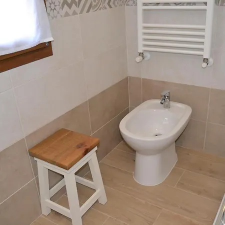 Nuscos Bed & Breakfast